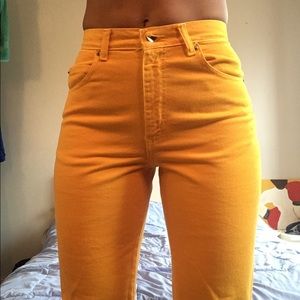 SASSON YELLOW HIGH WAISTED JEANS size 24